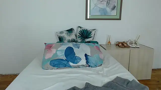 DAIRYBELLELIZxx live sex cam