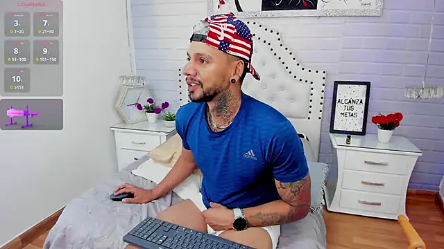 Valentiinoss live sex cam