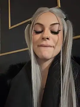 NovaPearl's cam snapshot