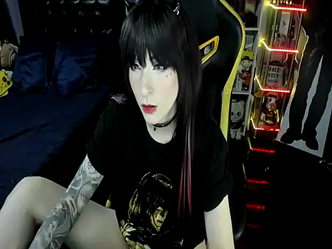 Yummy_dark's cam snapshot