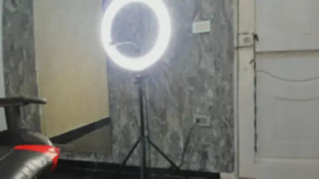 Chloee_Tailor's cam snapshot