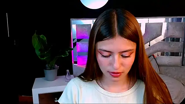 viky_evanss's cam snapshot