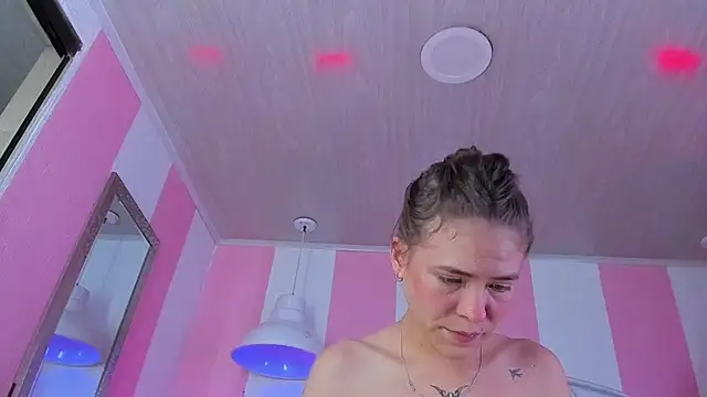 Liah_Grey8's cam snapshot