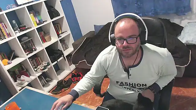 ravingr4d4's cam snapshot