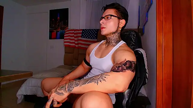 DennisWalkerr's cam snapshot