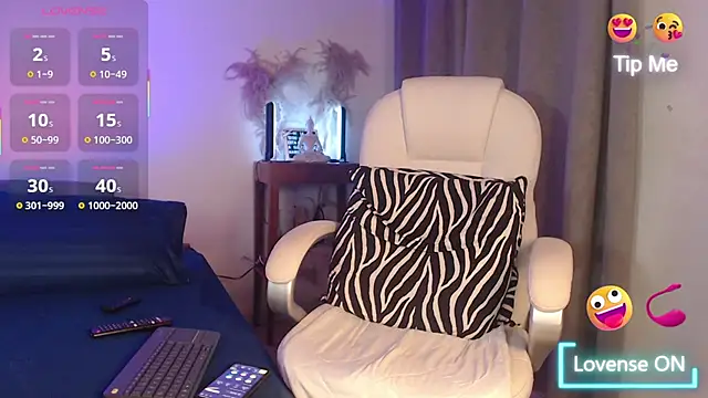 Naia_Ross_1's cam snapshot