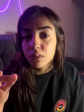 Babyzinha420 live sex cam