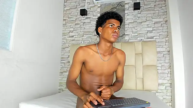 XAVI_LEE live sex cam