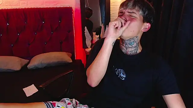 frankboyx live sex cam