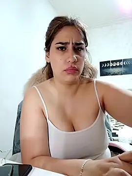 nahiarabiel33's cam snapshot