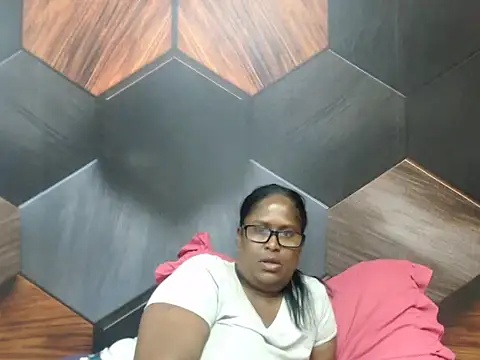 IndianDeluxe's cam snapshot