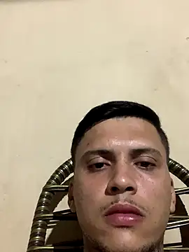 Ryanzl017 live sex cam