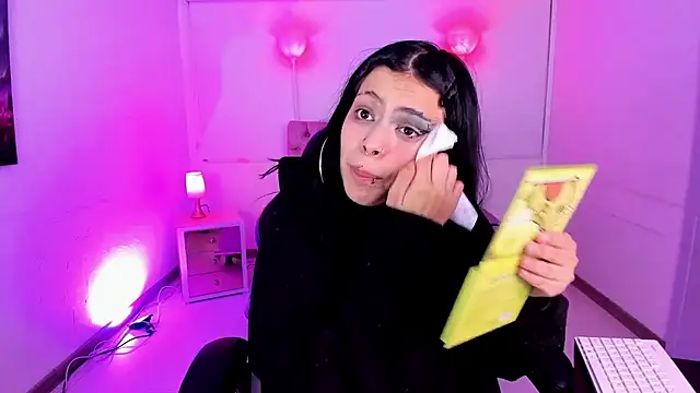 AuroraDiaz's cam snapshot