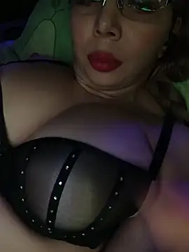 BunnyFoxy777 live sex cam