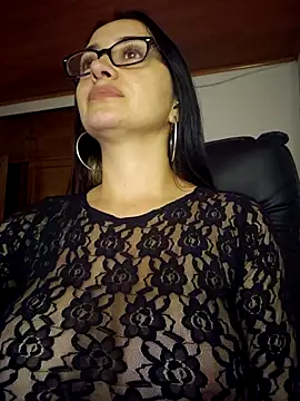 preetypeach live sex cam