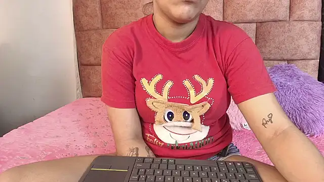 Little-nasty's cam snapshot