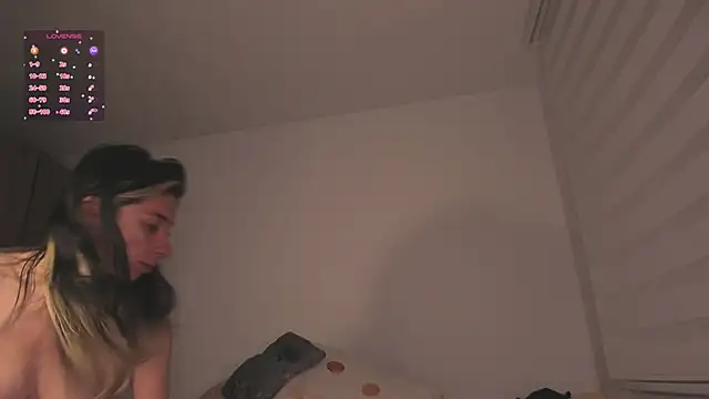 K2xxKrawl's cam snapshot