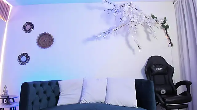 cloe_taylor__'s cam snapshot