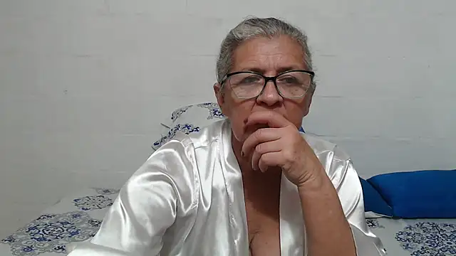 candy_mature_'s cam snapshot