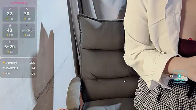 agreeable-22 live sex cam