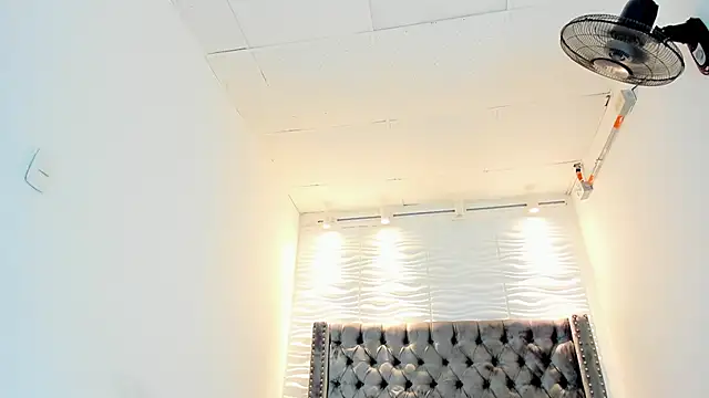 nero_reyd live sex cam