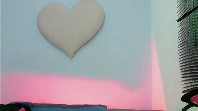 mishel_hott's cam snapshot