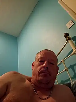 Tyson120 live sex cam