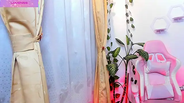 Madisonll_'s cam snapshot