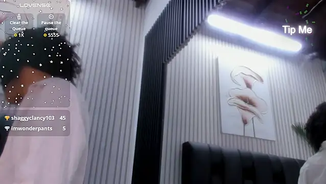 Camille_Cedrik's cam snapshot