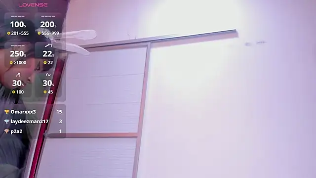 Alisson_brown1_'s cam snapshot