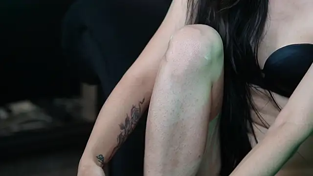 BikiJo's cam snapshot