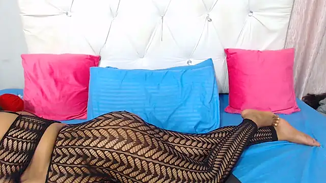 ChubbyMidgetx's cam snapshot