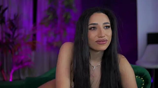 GinaValentinna's cam snapshot