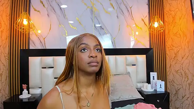 JanneCooper's cam snapshot