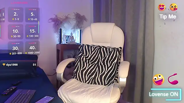 Naia_Ross_1's cam snapshot