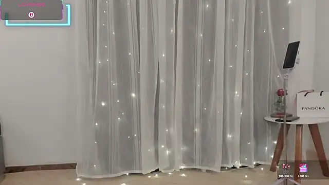 Miss_Charlottet's cam snapshot