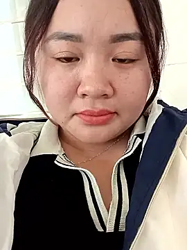 Bee-bgolden's cam snapshot