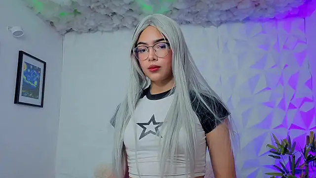 _ViolletteNoir_'s cam snapshot