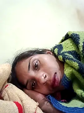 Veshali_Love143's cam snapshot