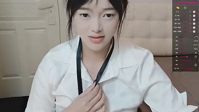 QiuPeiPeimmm's cam snapshot