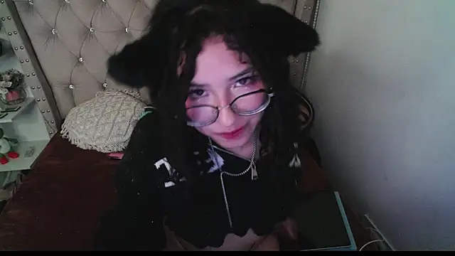 CherieCurl's cam snapshot