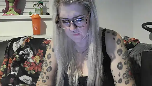 Sizzling_Indie36's cam snapshot