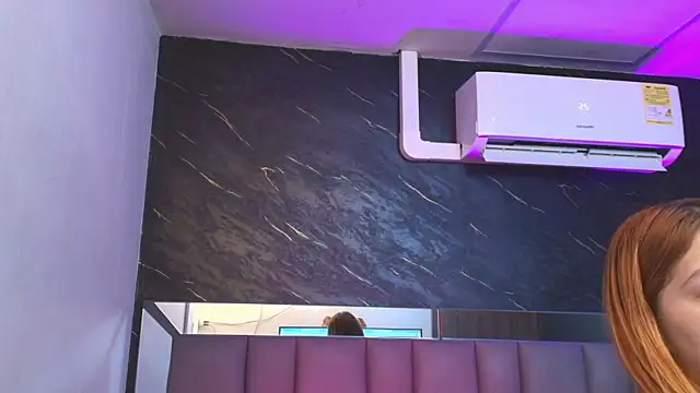 kissme_luna's cam snapshot