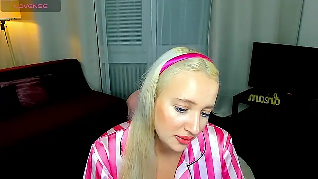 AuroraSkyee live sex cam