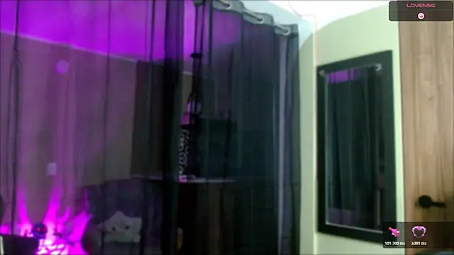 tevenwhiite live sex cam