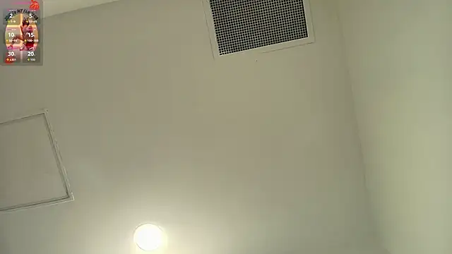 riley__reid live sex cam