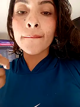 Fox_Roxxan's cam snapshot