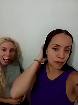 Dalilla-Lover26's cam snapshot