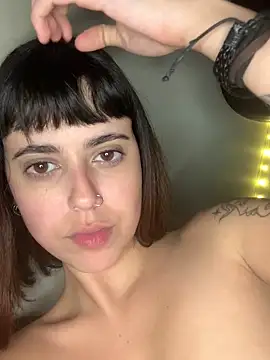 ninapellegrini17's cam snapshot