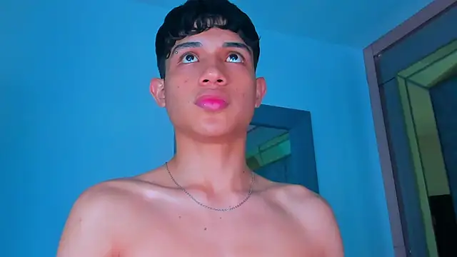 Sebax_Young live sex cam